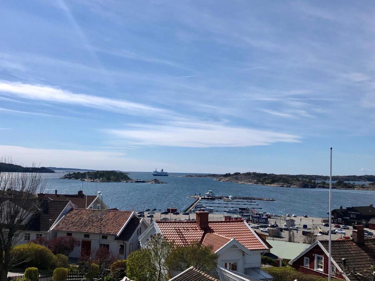 Vacker Vaning Med Havsutsikt I Stroemstads Centrum. Экстерьер фото